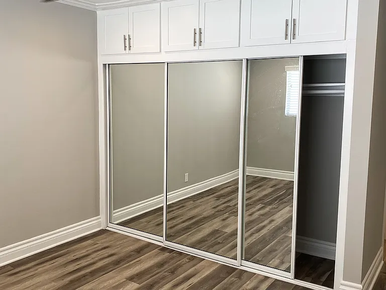 Lunada Bay Apartments — Photo 17
