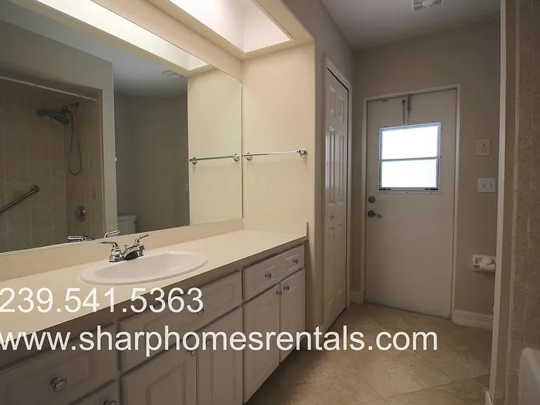 1450 SE 12th Ter — Photo 20
