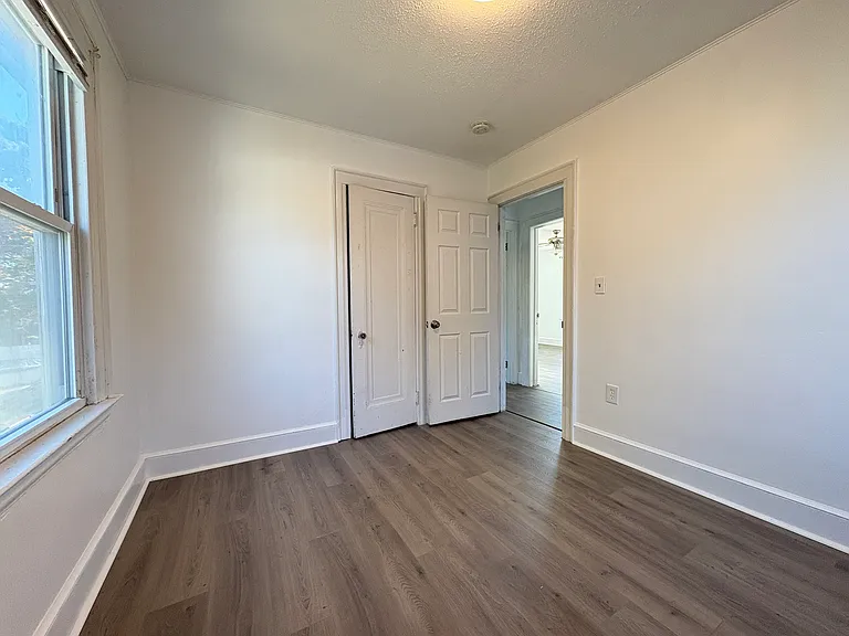 273 Peck Ave — Photo 22