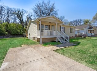 2040 Ruby St, Chattanooga, TN 37406