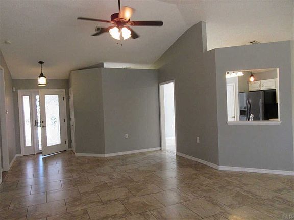 5th image of 9803 Knollview Dr