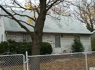 1372 Harrison St, Elmont, NY 11003