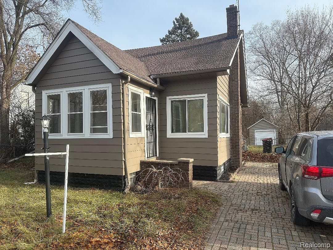 21130 Inkster Rd, Southfield, MI 48033