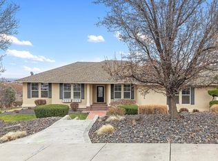 1470 Blue Mountain Loop, Richland, WA 99352
