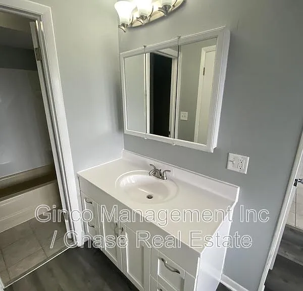 29837 Illinois #50-E6 — Photo 15