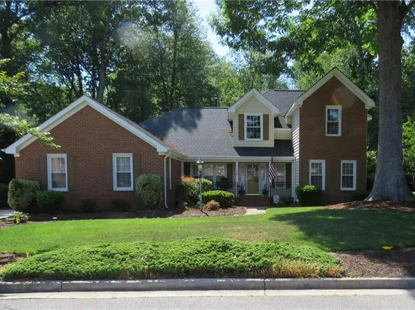 716 Firethorn Rd, Chesapeake, VA 23320
