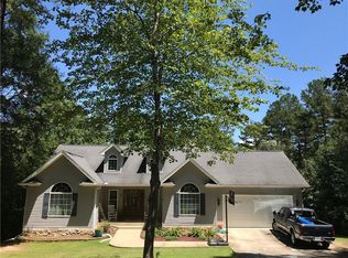 209 Hunters Trl, Walhalla, SC 29691