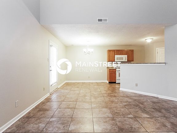 3rd image of 1236 Edgewater Dr
