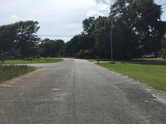 5th image of 350 Lee Road 917