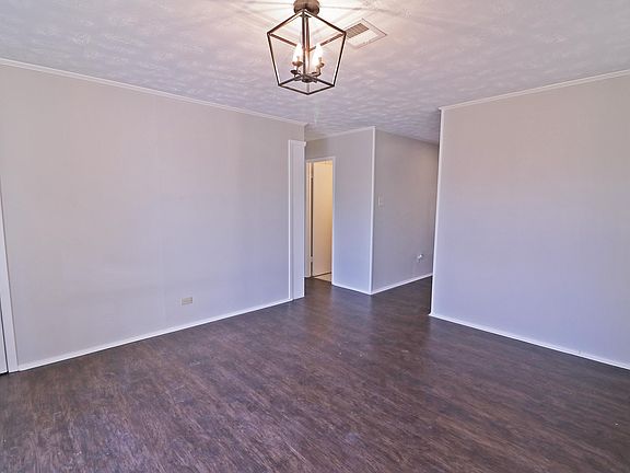 2nd image of 414 Eason Pl