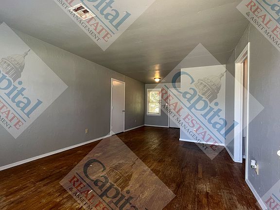 3rd image of 4641 SE 20th St