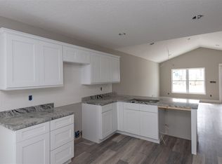 22 S Comares Ave, St Augustine, FL 32080