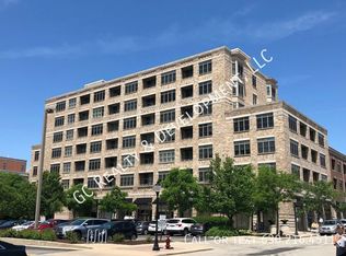 10 S Dunton Ave APT 305, Arlington Heights, IL 60005