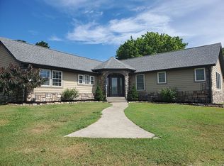 10194 Highway 74, Huntsville, AR 72740