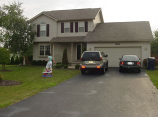 2028 Fox Chase, Youngstown, OH 44515