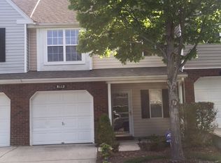 8112 Christmas Ct, Charlotte, NC 28216