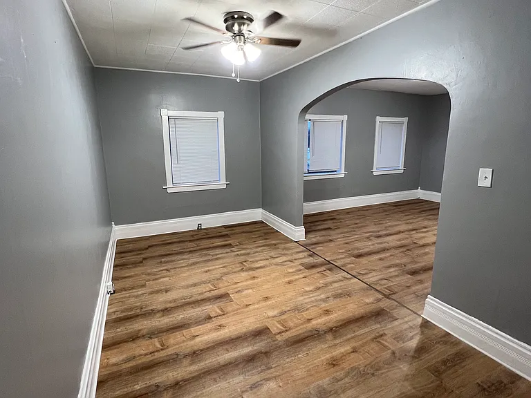 215 Main St #3 — Photo 3