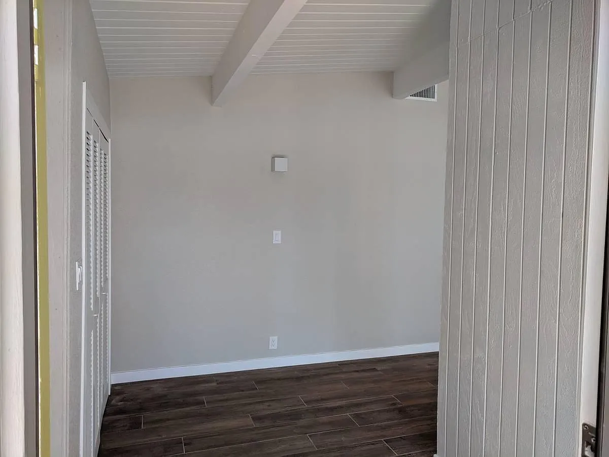 3 bed, 1200 sqft, $2,800 — Photo 3