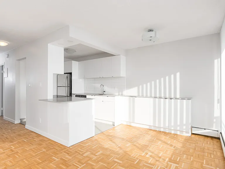 1775 Bellevue Ave #804 — Photo 5