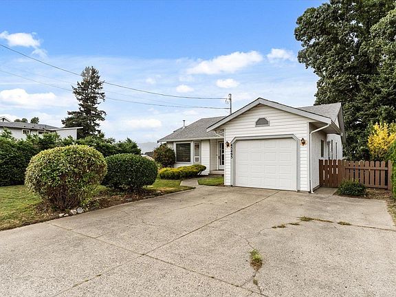 3rd image of 45495 Stevenson Rd