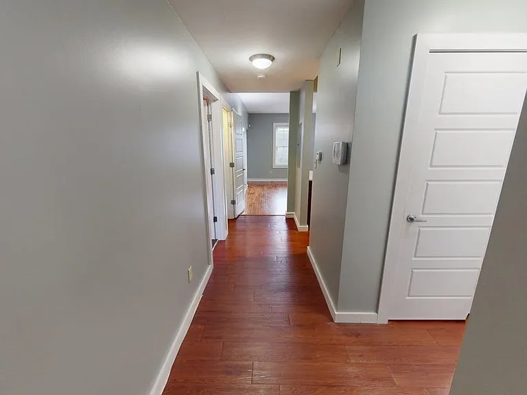 3867 Lafayette Ave — Photo 15