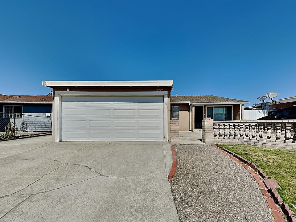 1st image of 1225 Jack London Dr