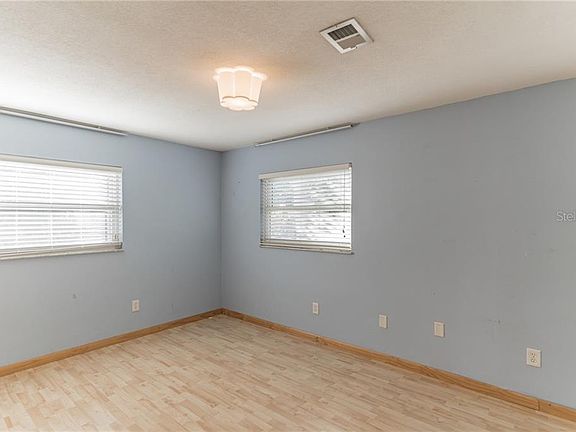 5th image of 1490 Nela Ave