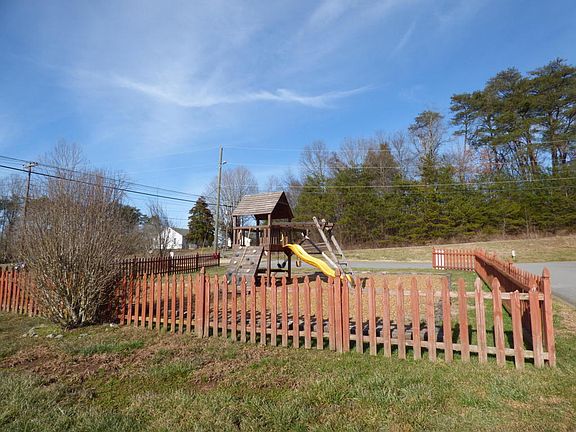3rd image of 540 Stolman Way