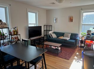 14 2nd St #3, Cambridge, MA 02141