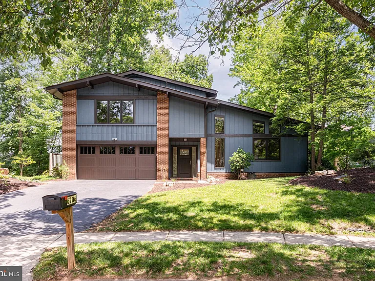 6706 Pine Creek Ct — Photo 1