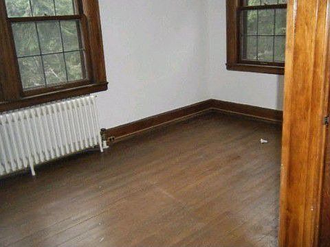 5th image of 2648 E Newton Ave