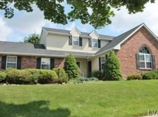 4941 Waterfall Dr, Macungie, PA 18062