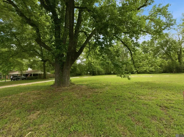 488 Magnolia Wood Ave, Baton Rouge, LA 70808