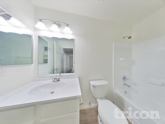 2nd image of 2283 E Palm Beach Dr