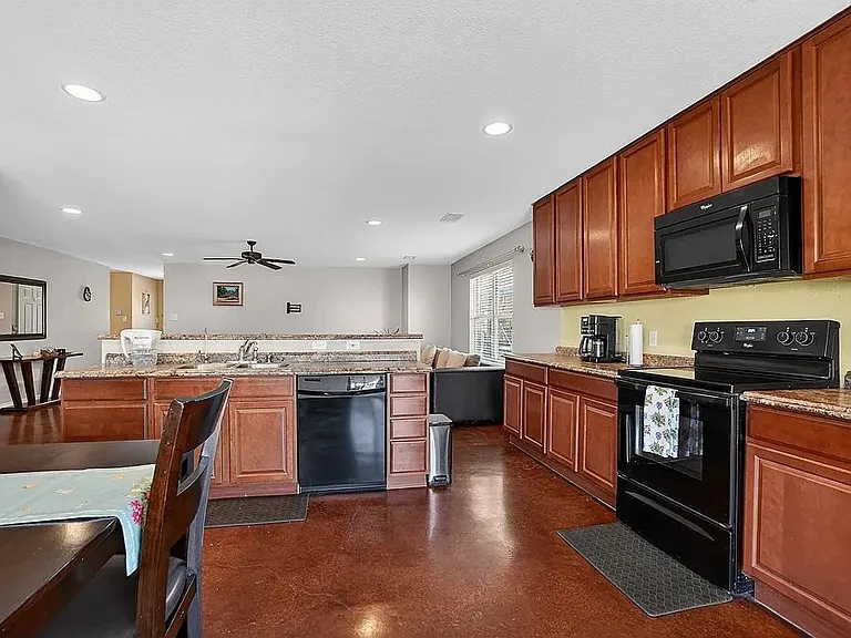 1115 Milltown Rd — Photo 13