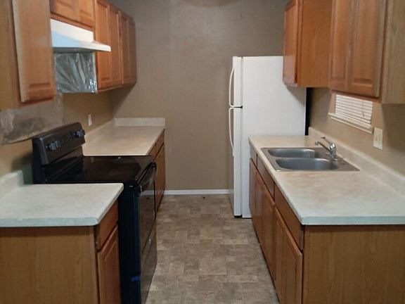 3rd image of 2877 W Fairmont Ave APT 204