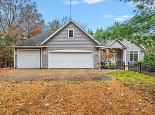 3835 Silver Creek Dr, Hamilton, MI 49419