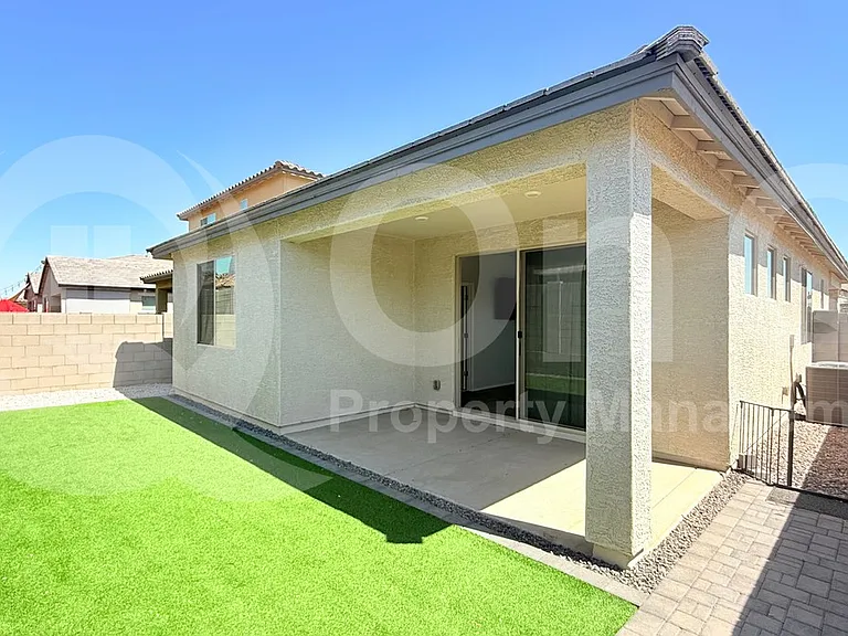 14664 W Valentine St — Photo 24