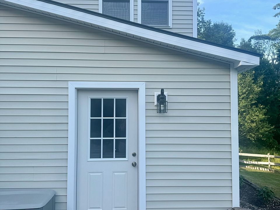 1st image of 1010 Fern Lake Rd #1