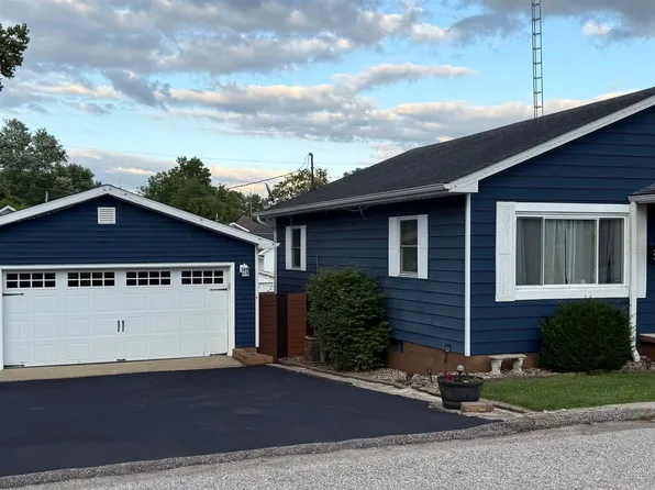 626 V St, Bedford, IN 47421
