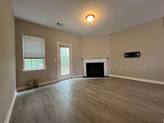 5th image of 3178 Mill Springs Cir