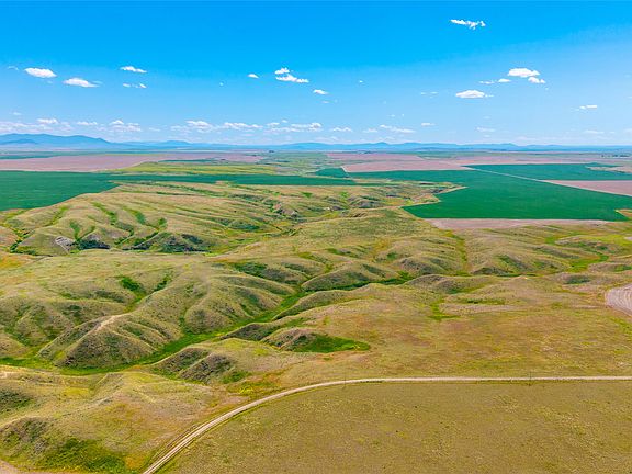 5th image of Cherry Coulee Rd