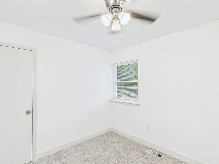 449 NW 53rd St — Photo 18