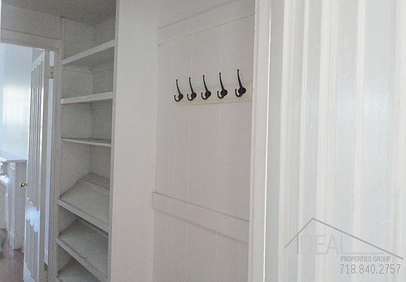 3rd image of 54 Lefferts Pl