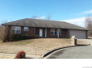 1211 W 1st St, Tahlequah, OK 74464