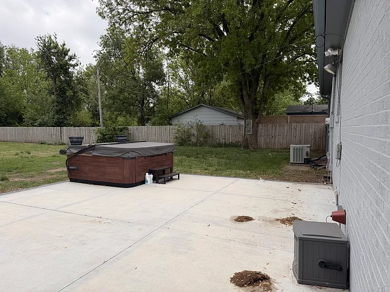 5444 N Athenian Ave — Photo 19
