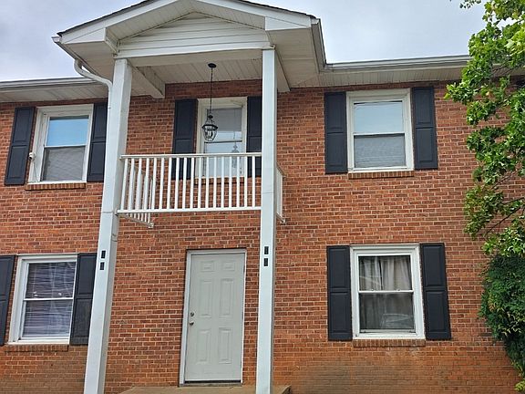 2nd image of 3620 Clemmons Rd