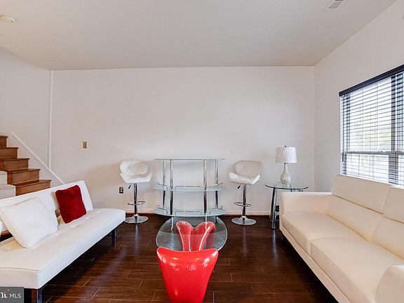 3rd image of 2006 Ripley Point Ct