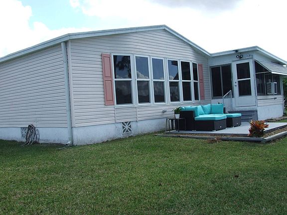 4th image of 265 Longpointe Ct