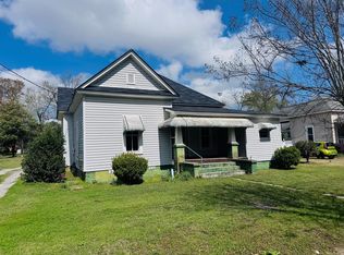 111 Sumner St, Sylvester, GA 31791